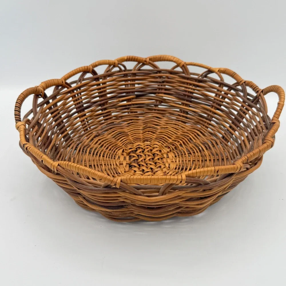 Vintage Scalloped Basket Woven Wicker Rustic Decor Cottagecore Boho Rustic